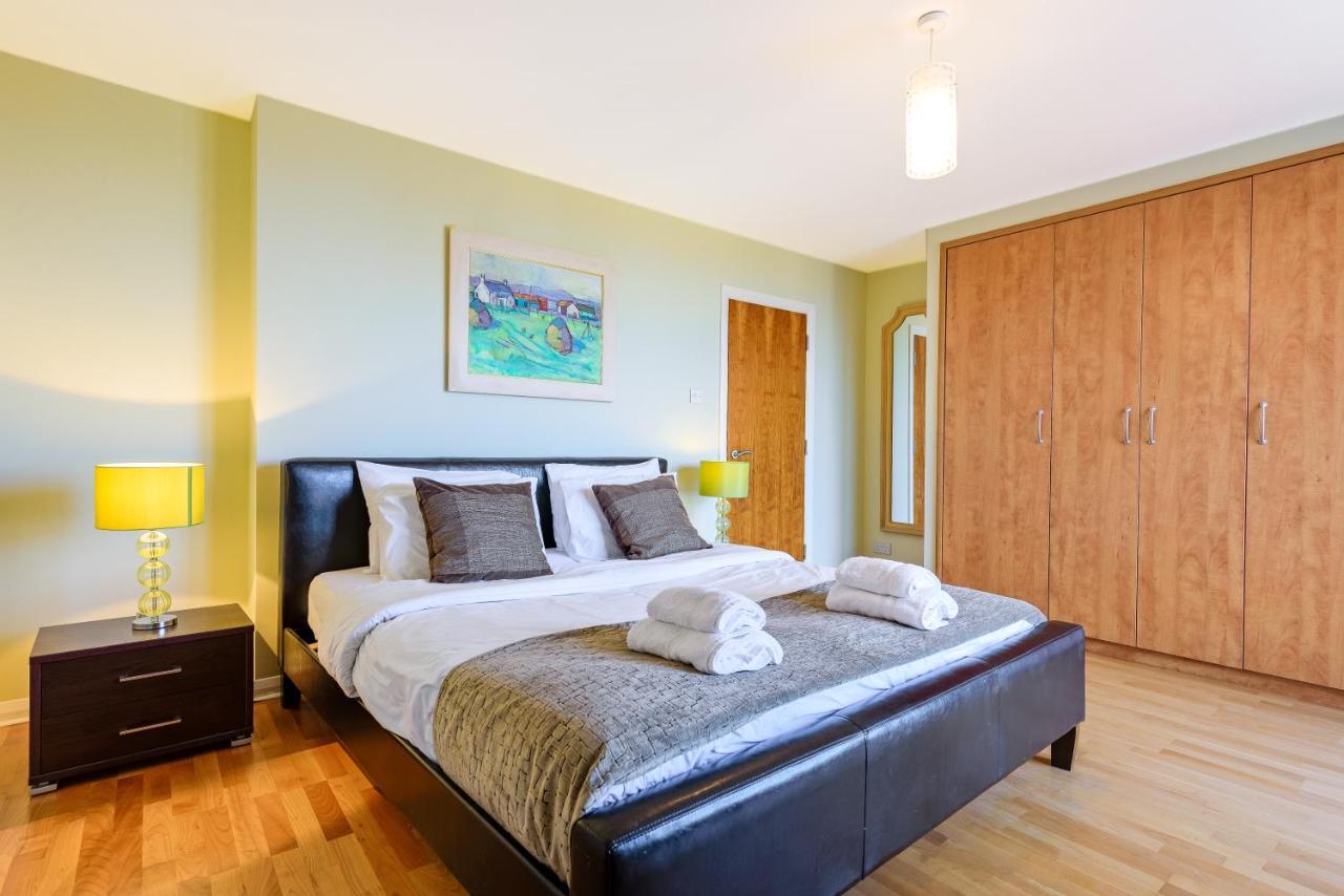 Britannia Penthouse Apartment Edinburgh Bagian luar foto