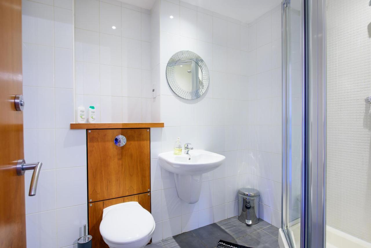Britannia Penthouse Apartment Edinburgh Bagian luar foto
